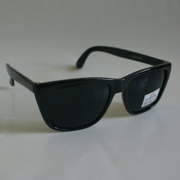 NWT Vintage Sporty Racer style Nylon frame / Super Dark smoke lens Sunglasses - Picture 3 of 5